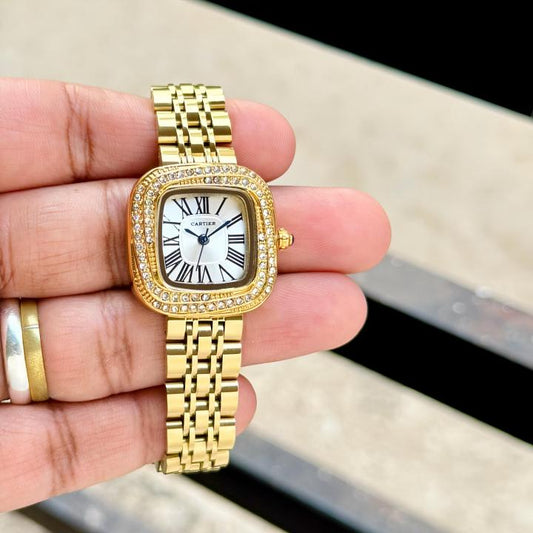 Coussin de Cartier Gold White