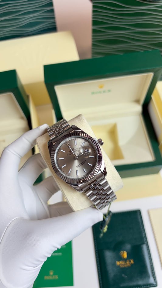Rolex Oyster Perpetual Date Just Grey Silver