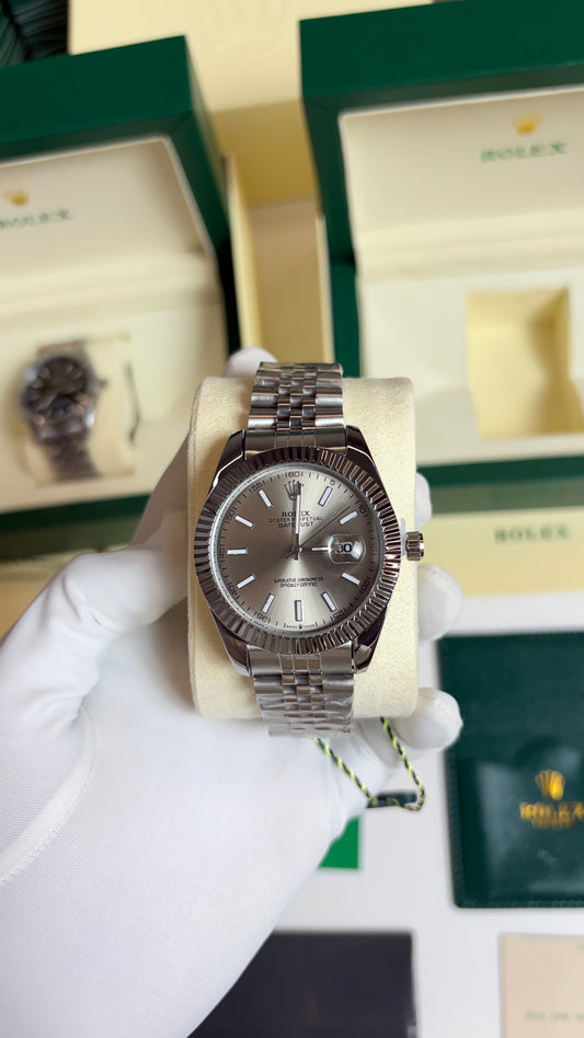Rolex Oyster Perpetual Date Just Grey Silver