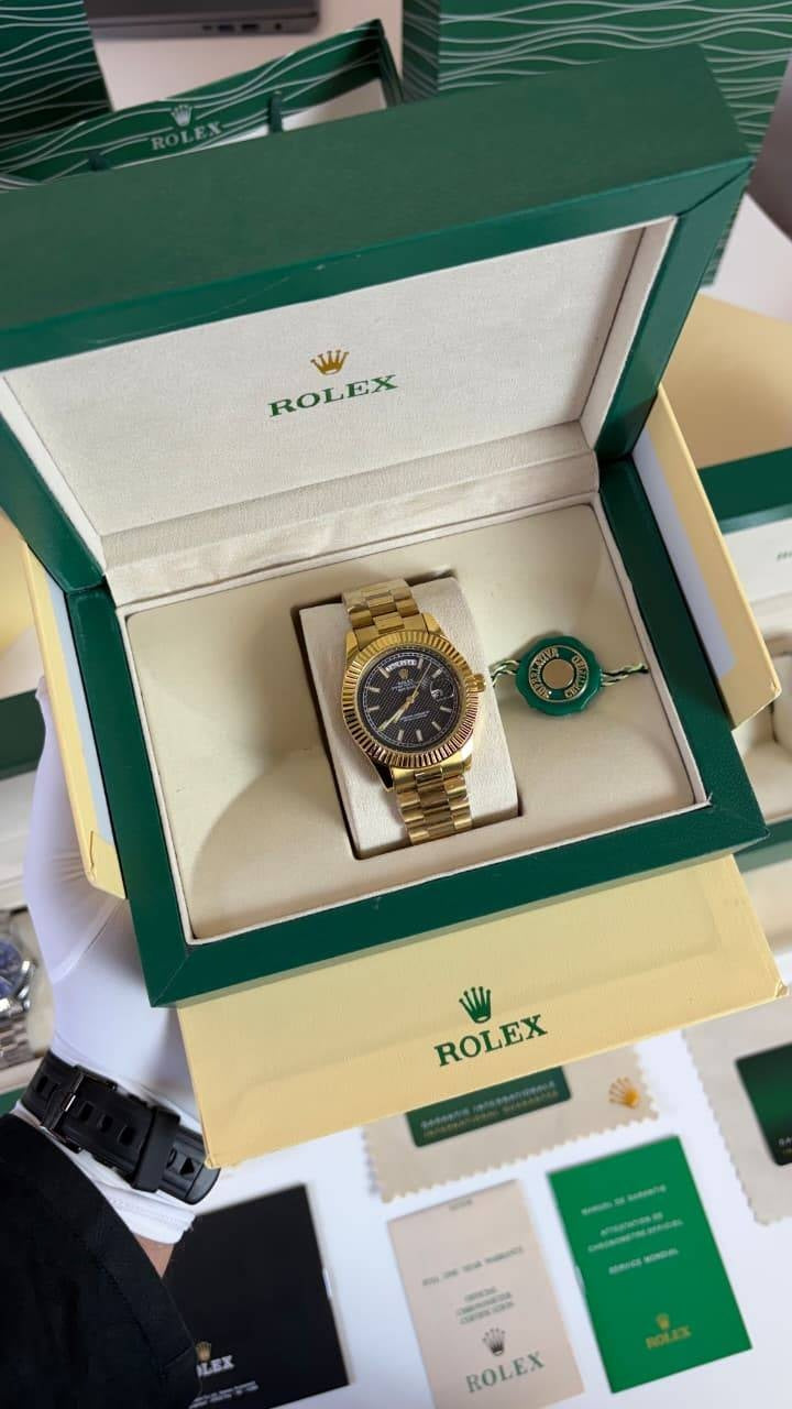 Gold Black Exclusive Day Date Premium Watch for Men